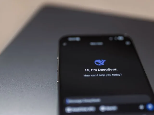 Naujas Google Pixel 11 su integruotu dirbtinio intelekto funkcionalumu