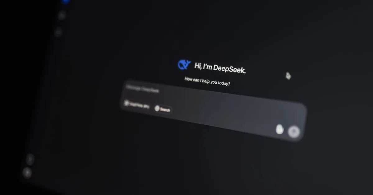 Dirbtinio intelekto asistentas veikiantis telefonu